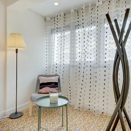 Tagus Sunrise In By Innkeeper Apartman Almada